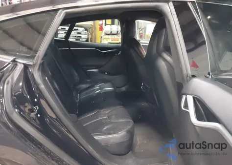 2015 Tesla Model S из США, поврежденный, VIN 5YJSA1E23FF109732